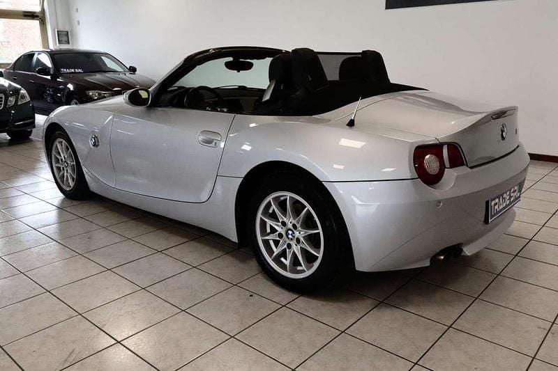 Usata BMW Z4 170 CV (125 kW) 2005 Grigio Cabrio