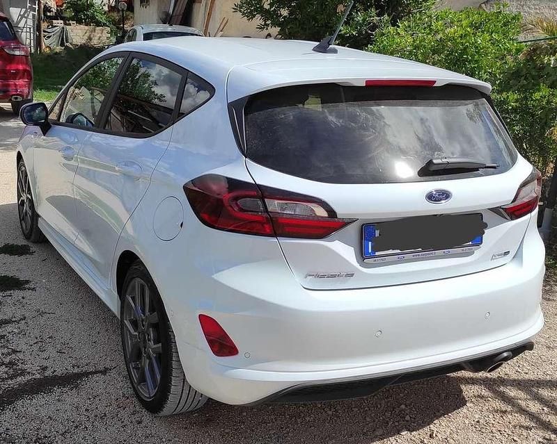 Usata Ford Fiesta ST-Line 125 CV (91 kW) 2022 Bianco Utilitaria