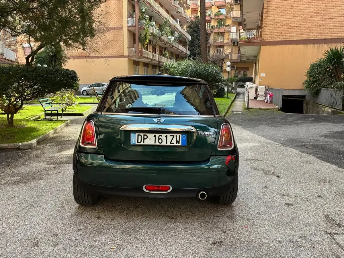 Usata Mini Cooper D 115 CV (84 kW) 2008 Verde Utilitaria