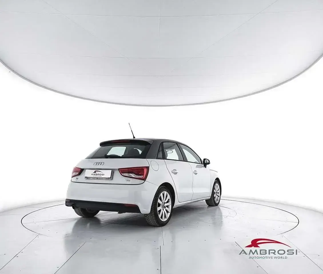 Usata Audi A1 Sportback 116 CV (85 kW) 2016 Bianco Utilitaria