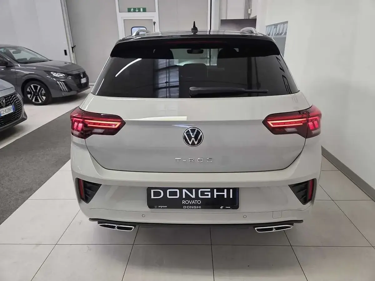 Usata VW T-Roc R-line 150 CV (110 kW) 2022 Beige SUV