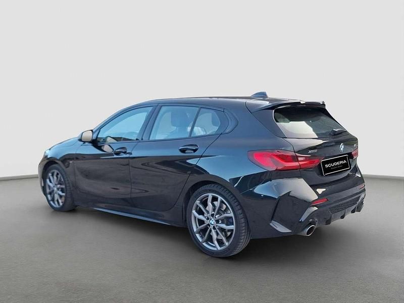 Usata BMW M135 306 CV (225 kW) 2021 Nero Utilitaria