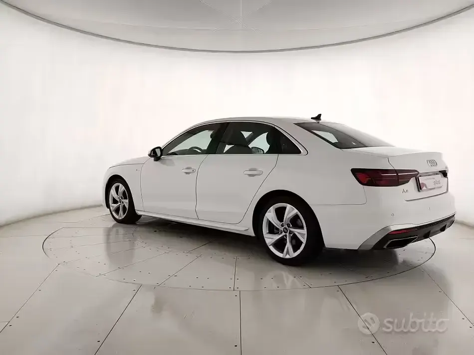 Usata Audi A4 S-Line 163 CV (119 kW) 2024 Bianco Berlina