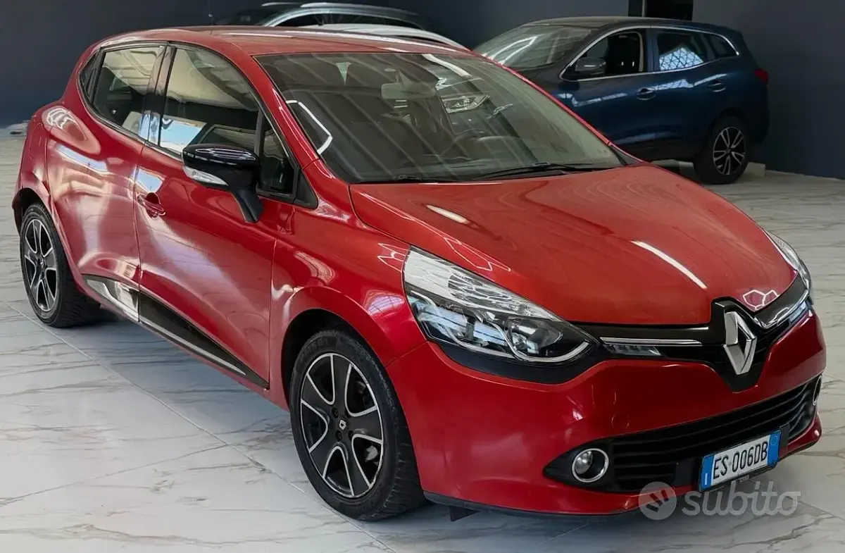 Usata Renault Clio 90 CV (66 kW) 2013 Rosso Utilitaria