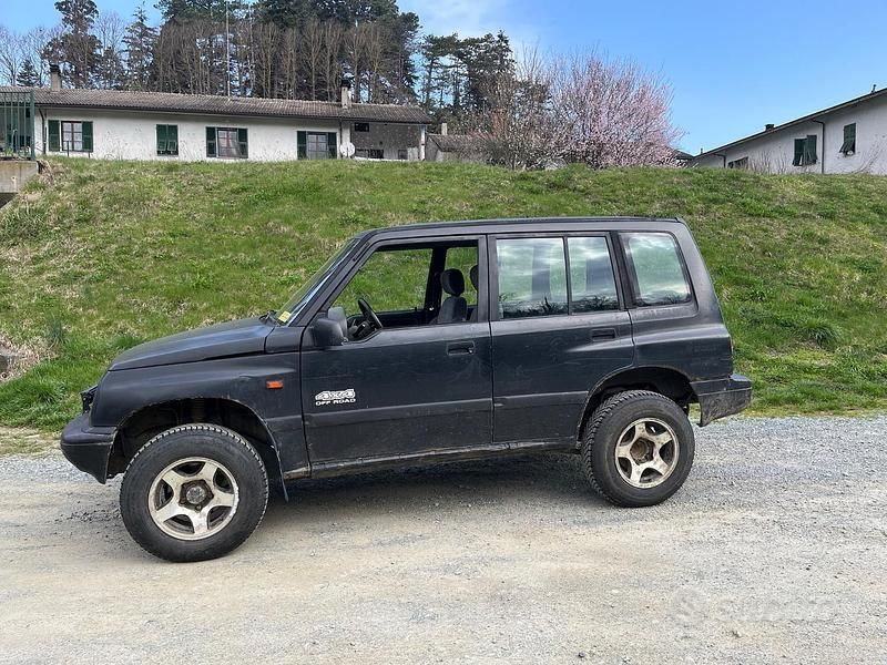 Usata Suzuki Vitara 1995 Nero Furgone