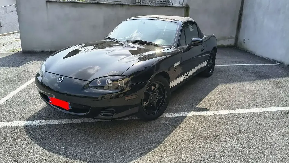 Usata Mazda MX5 110 CV (80 kW) 2002 Cabrio