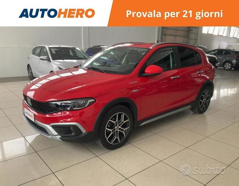 Rosso Usata 2022 Fiat Tipo Red Tre volumi | 15.999 € (Buon prezzo) - Immagine 1/2
