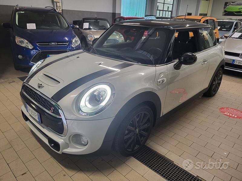 Begagnad Mini Cooper S 192 HK (141 kW) 2018 Grå Halvkombi
