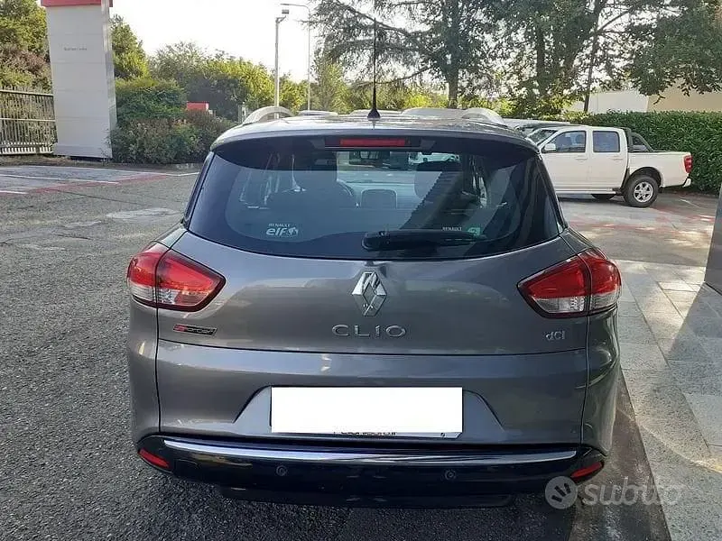 Usata Renault Clio 75 CV (55 kW) 2015 Grigio Station wagon