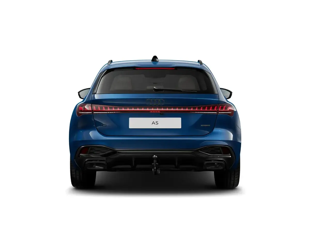 Nuova Audi A5 S-Line 299 CV (219 kW) 2026 Blu ascari metallizzato Station wagon