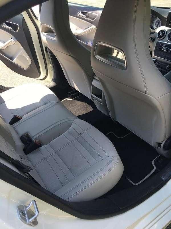 Usata Mercedes A180 Premium 109 CV (80 kW) 2014 Berlina