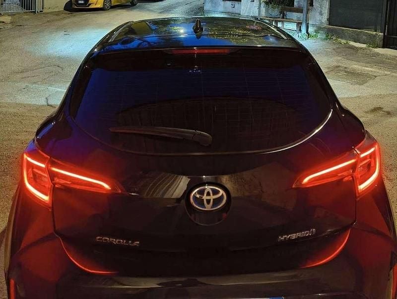 Usata Toyota Corolla Active 122 CV (89 kW) 2020 Berlina