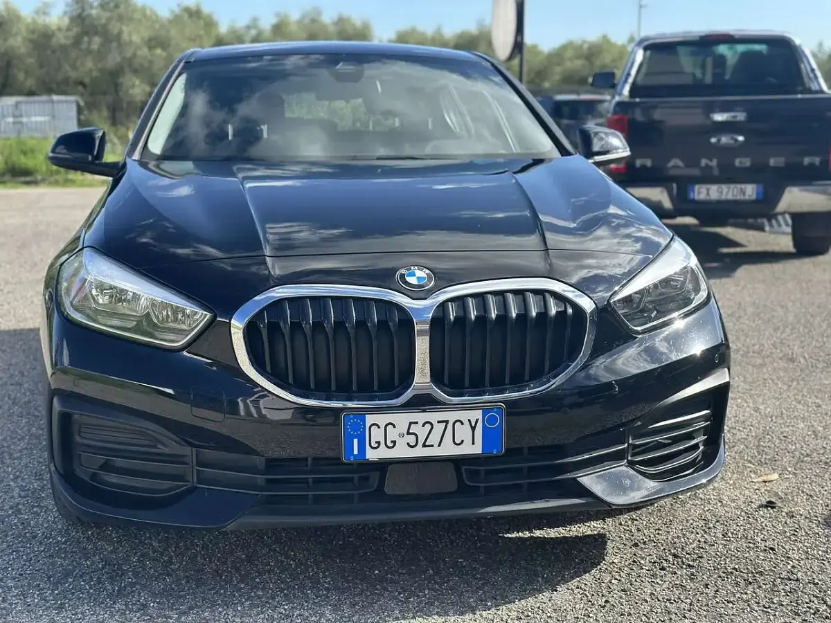 Usata BMW 116 Advantage 116 CV (85 kW) 2021 Nero Utilitaria
