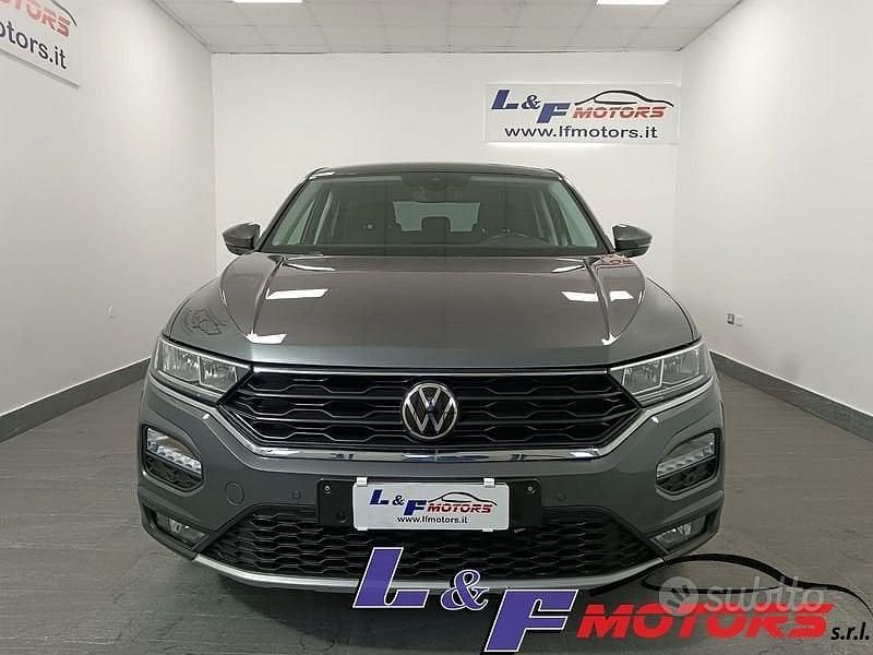 Usata VW T-Roc 150 CV (110 kW) 2021 Grigio SUV