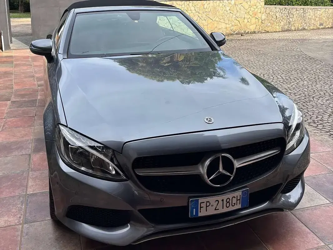 Usata Mercedes C250 Executive 204 CV (150 kW) 2018 Grigio Cabrio