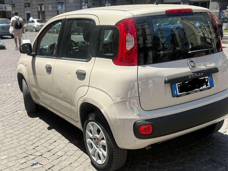 Bianco Usata 2017 Fiat Panda Easy Utilitaria | 4800 € (Super prezzo) - Immagine 1/4