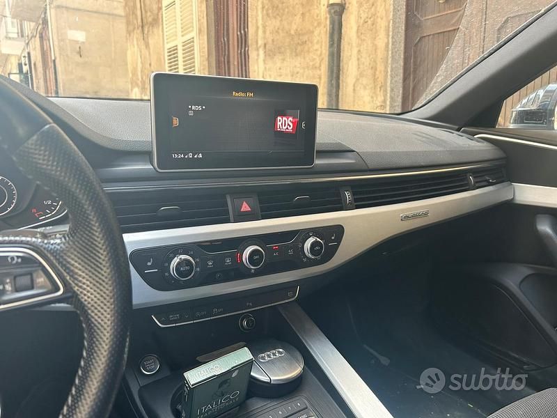 Usata Audi A4 S-Line 190 CV (139 kW) 2017 Blu Station wagon