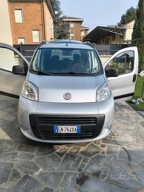 Usata Fiat Qubo Dynamic 77 CV (56 kW) 2012 Grigio Monovolume