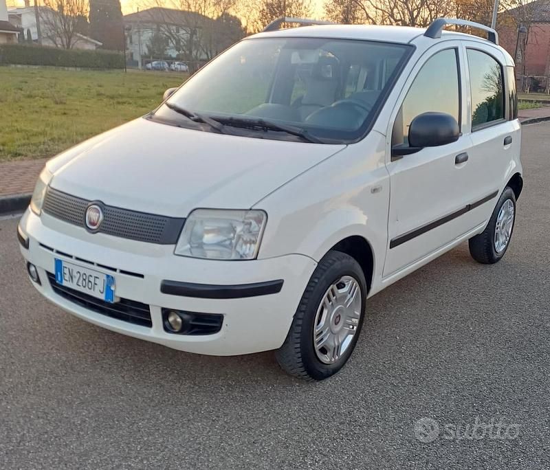 Usata Fiat Panda Classica 80 CV (58 kW) 2012 Bianco Utilitaria