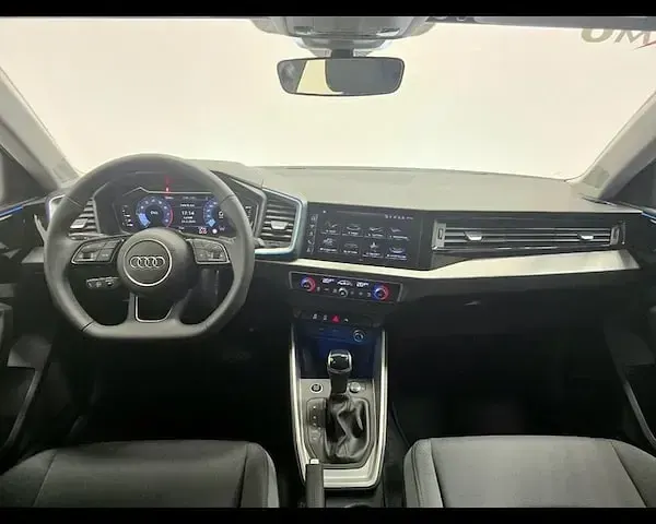 Nuova Audi A1 Sportback S-Line 116 CV (85 kW) 2025 Nero Utilitaria