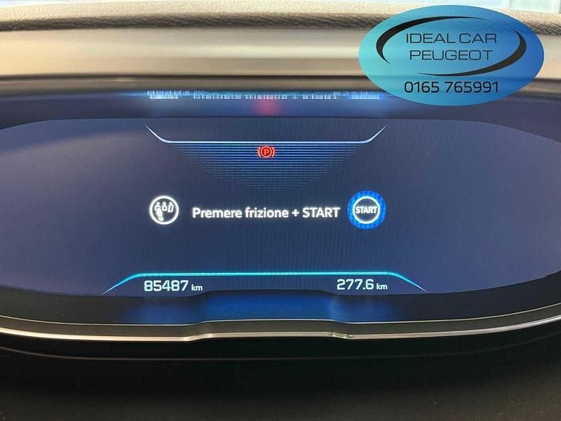 Usata Peugeot 3008 Allure 131 CV (96 kW) 2017 Grigio SUV