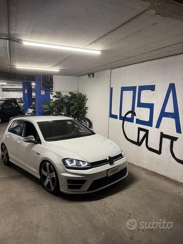 Bianco Usata 2014 VW Golf VII R Tre volumi | 18.900 € (Buon prezzo) - Immagine 1/4