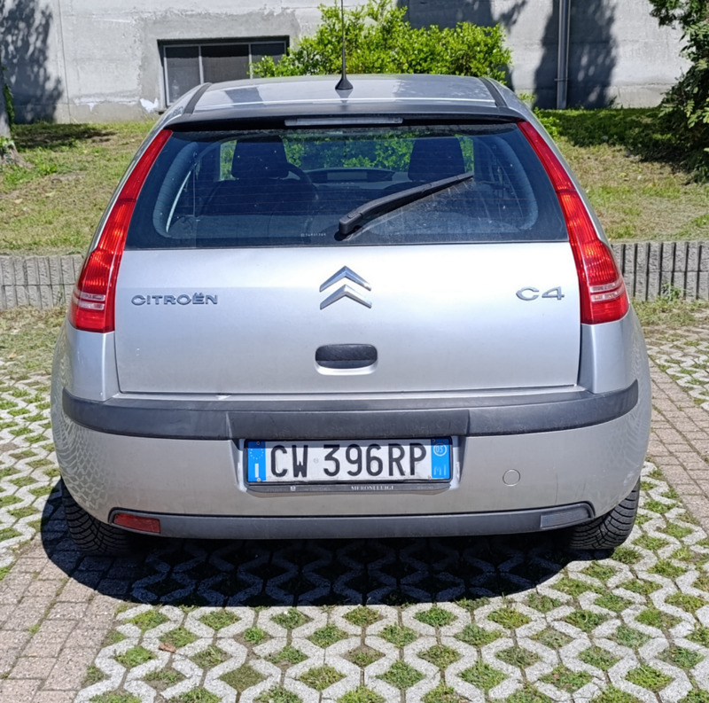 Usato 2005 Citroën C4 Diesel (2.000 €)