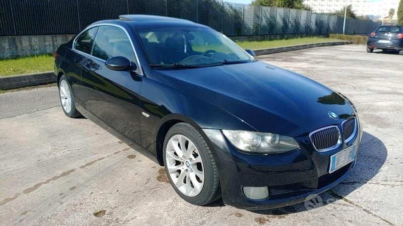 Usata BMW 330 2008 Nero Coupé