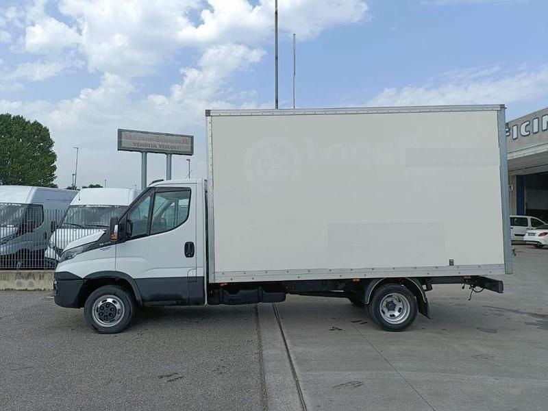 Usata Iveco Daily 160 CV (117 kW) 2019 Bianco Furgone