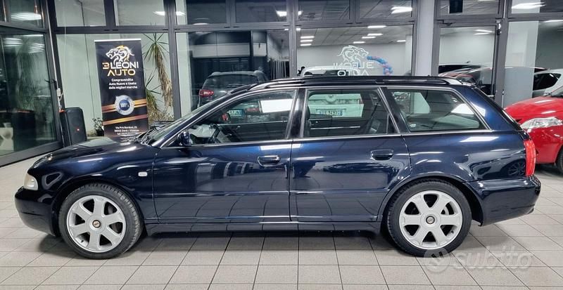 Usata Audi S4 Ambiente 265 CV (194 kW) 1999 Blu Station wagon