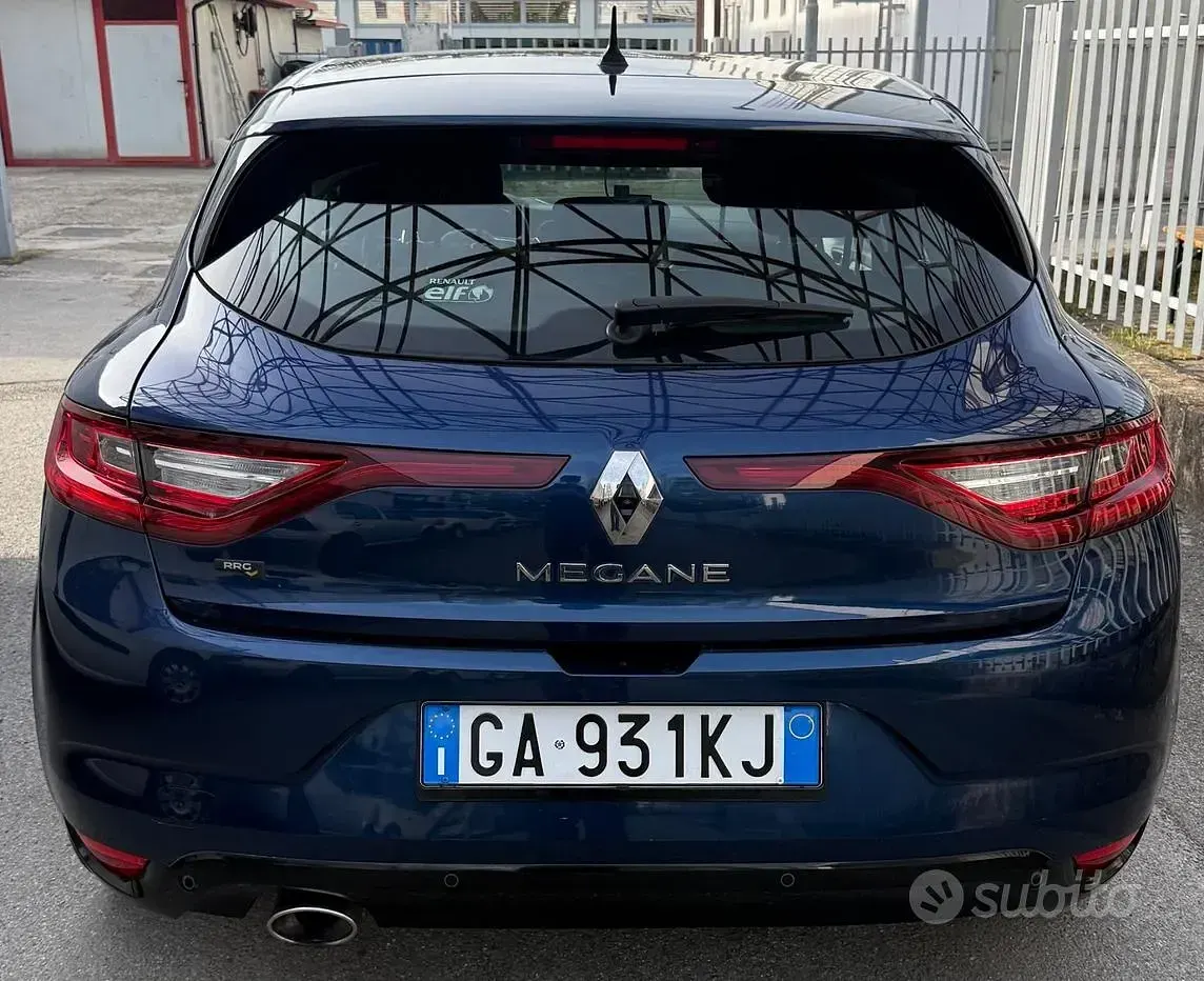 Usata Renault Mégane IV 116 CV (85 kW) 2020 Blu Berlina