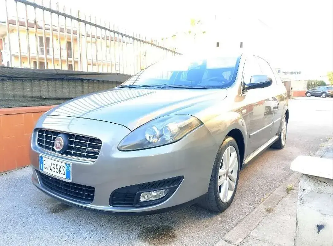 Usata Fiat Croma Dynamic 120 CV (88 kW) 2008 Station wagon