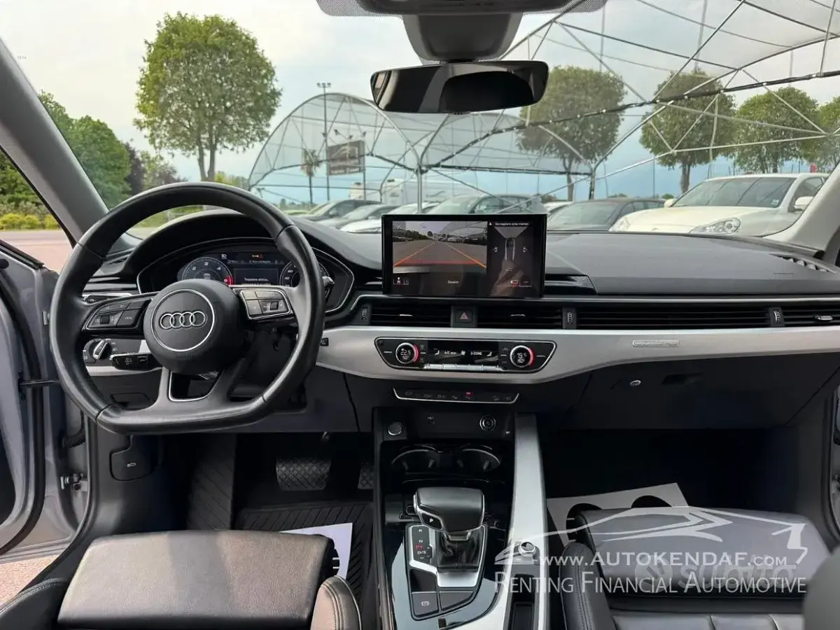 Usata Audi A4 Allroad Business 190 CV (139 kW) 2020 Grigio Station wagon