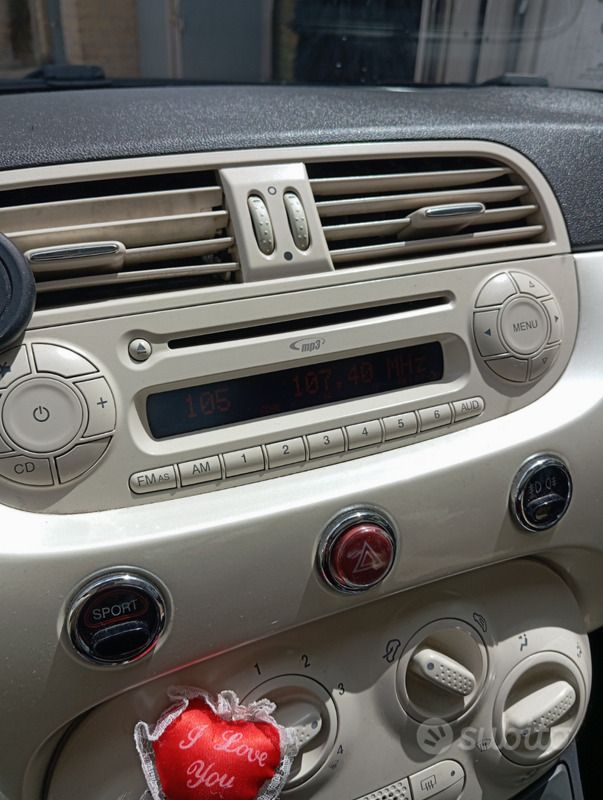 Usata Fiat 500 Sport 100 CV (73 kW) 2010 Bianco Utilitaria