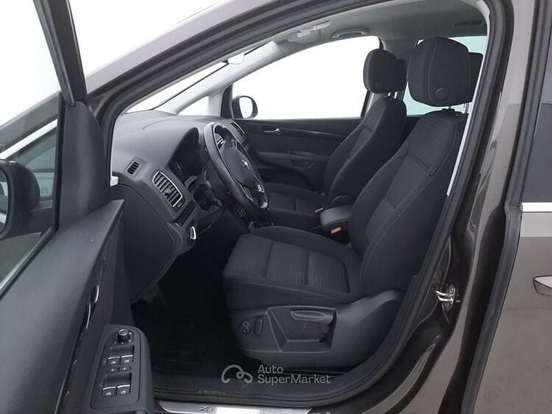 Usata Seat Alhambra 150 CV (110 kW) 2020 Marrone Monovolume