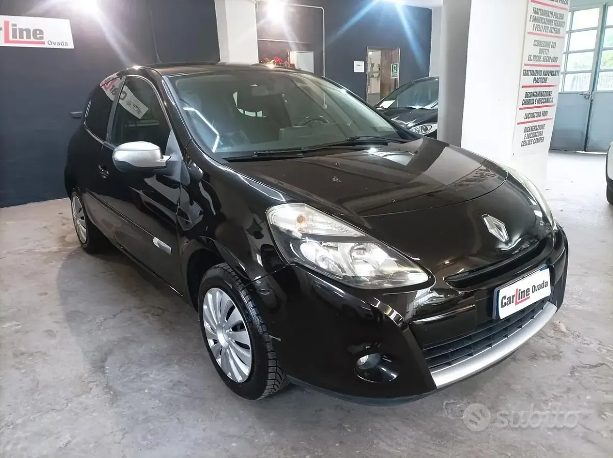 Brugt Renault Clio II 75 HK (55 kW) 2011 Sort Sedan