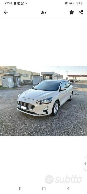 Usata Ford Focus 100 CV (73 kW) 2019 Bianco Station wagon