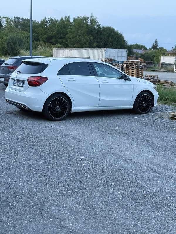 Usata Mercedes A200 Premium 136 CV (100 kW) 2016 Berlina