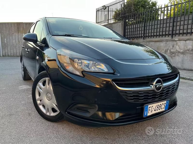 Usado Opel Corsa 69 HP (50 kW) 2016 Preto Citadino