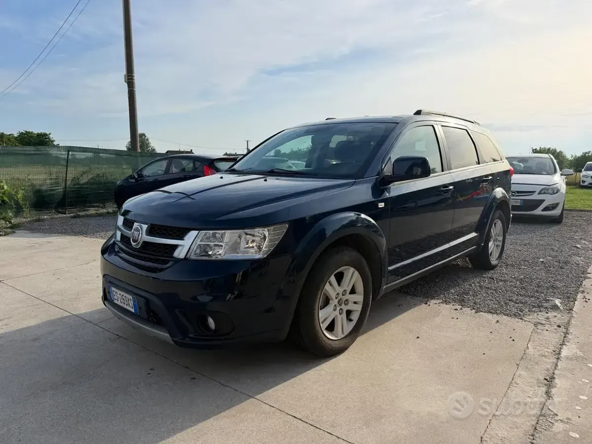 Usata Fiat Freemont 170 CV (125 kW) 2013 Blu SUV
