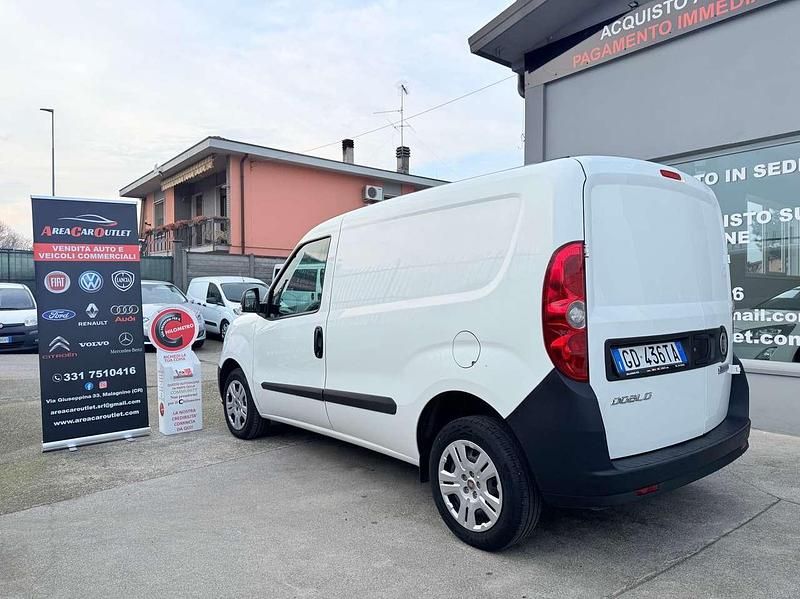 Usata Fiat Doblò 95 CV (69 kW) 2021 Bianco Monovolume