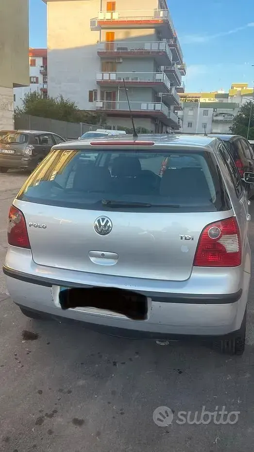 Usata VW Polo 75 CV (55 kW) 2003 Grigio Utilitaria