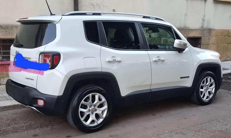 Usata Jeep Renegade Limited 120 CV (88 kW) 2016 SUV