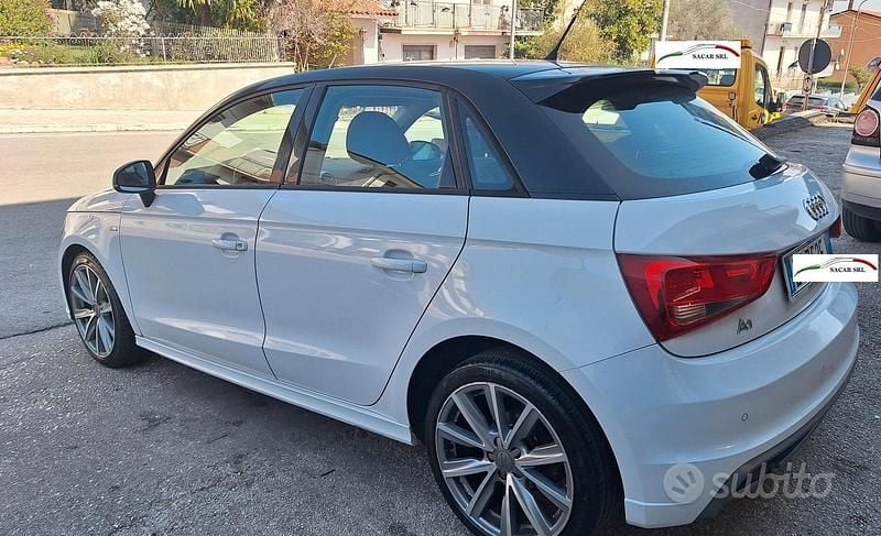 Usata Audi A1 Admired 89 CV (65 kW) 2014 Bianco Utilitaria
