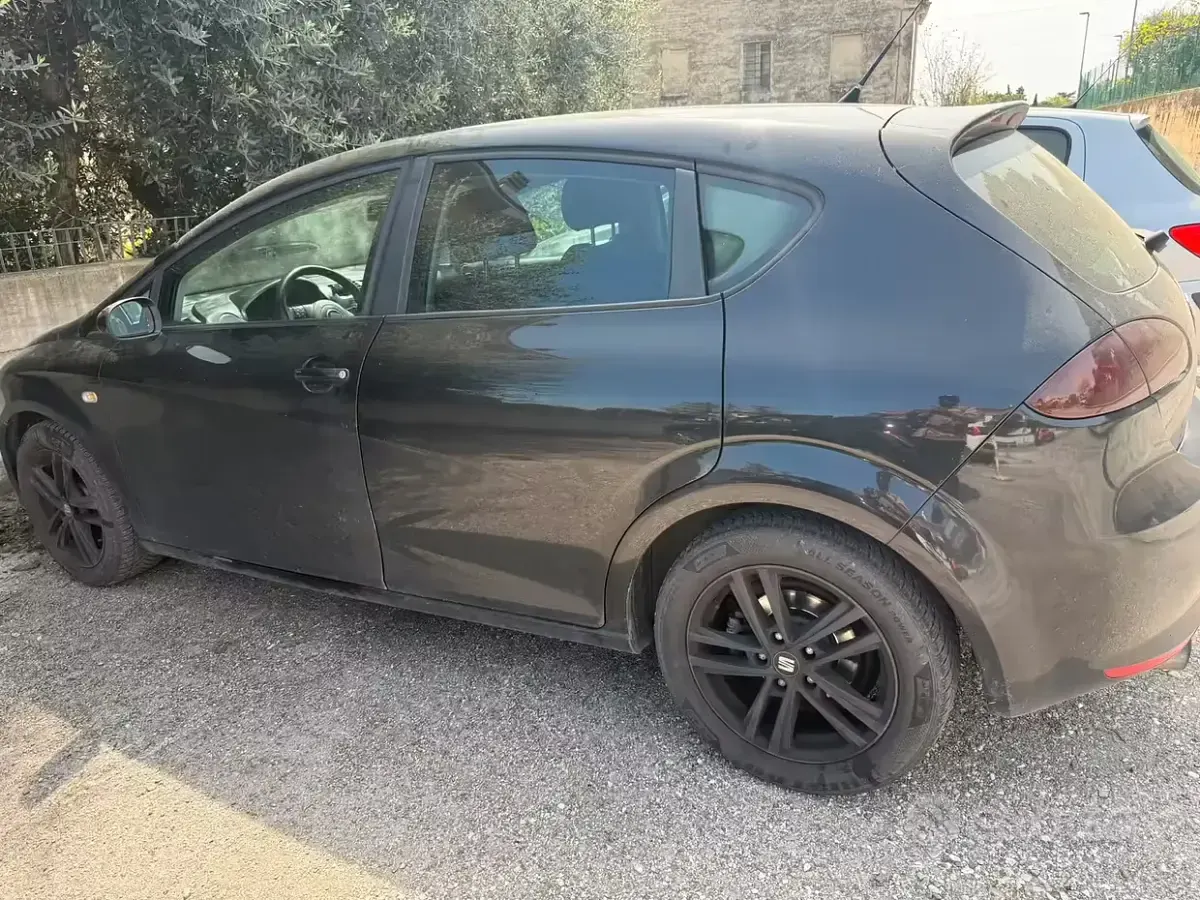 Usata Seat Leon 2006 Nero Utilitaria