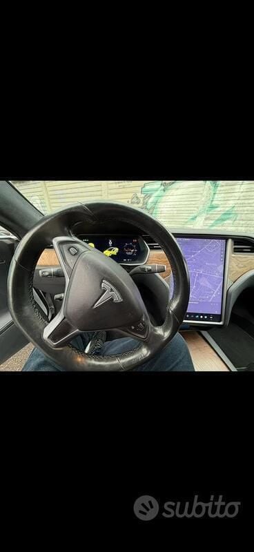 Usata Tesla Model S 231 kW (315 CV) 2019 Bianco Utilitaria