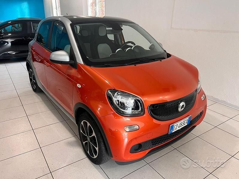 Usata Smart ForFour Passion 71 CV (52 kW) 2015 Arancione Utilitaria