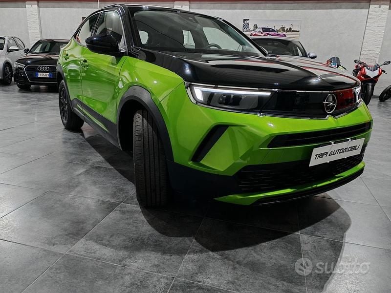 Usado Opel Mokka Elegance 101 CV (74 kW) 2022 Verde SUV