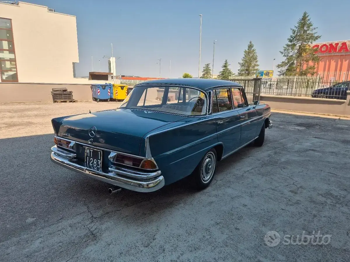 Usata Mercedes 220 1960 Verde Berlina