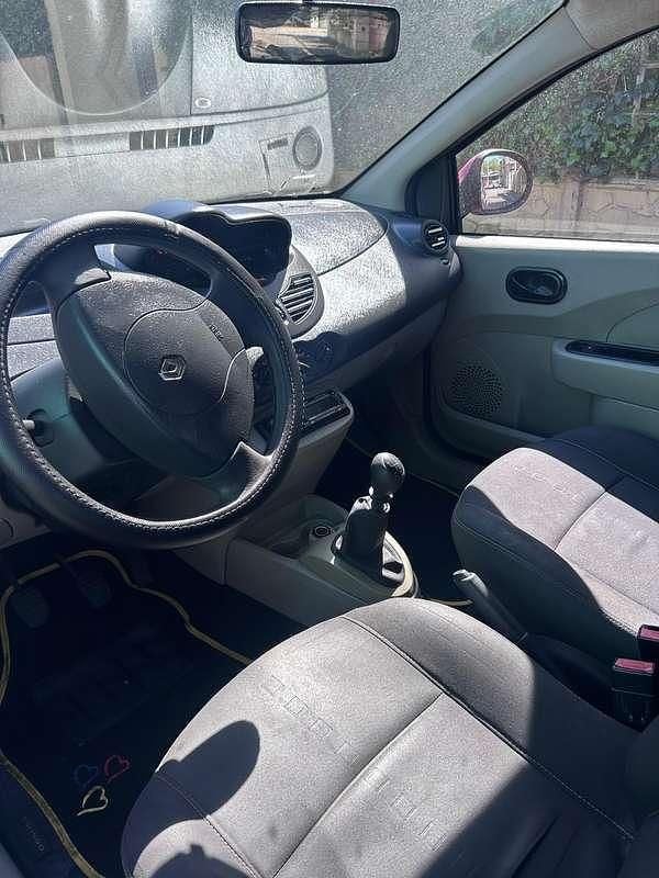 Usata Renault Twingo Dynamique 76 CV (55 kW) 2007 Rosso Utilitaria